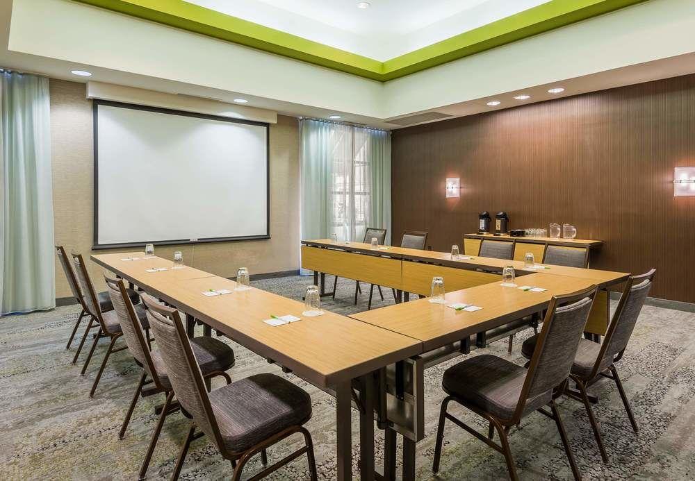 Courtyard By Marriott Chattanooga Downtown Екстер'єр фото
