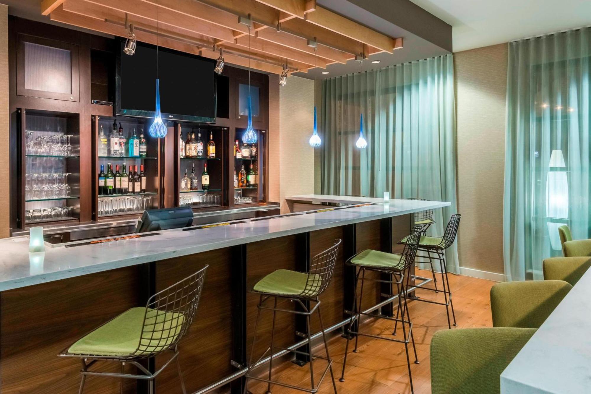 Courtyard By Marriott Chattanooga Downtown Екстер'єр фото