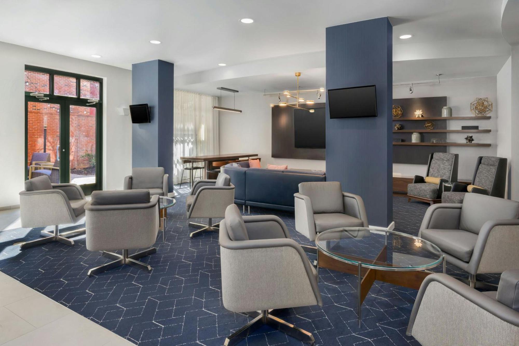 Courtyard By Marriott Chattanooga Downtown Екстер'єр фото