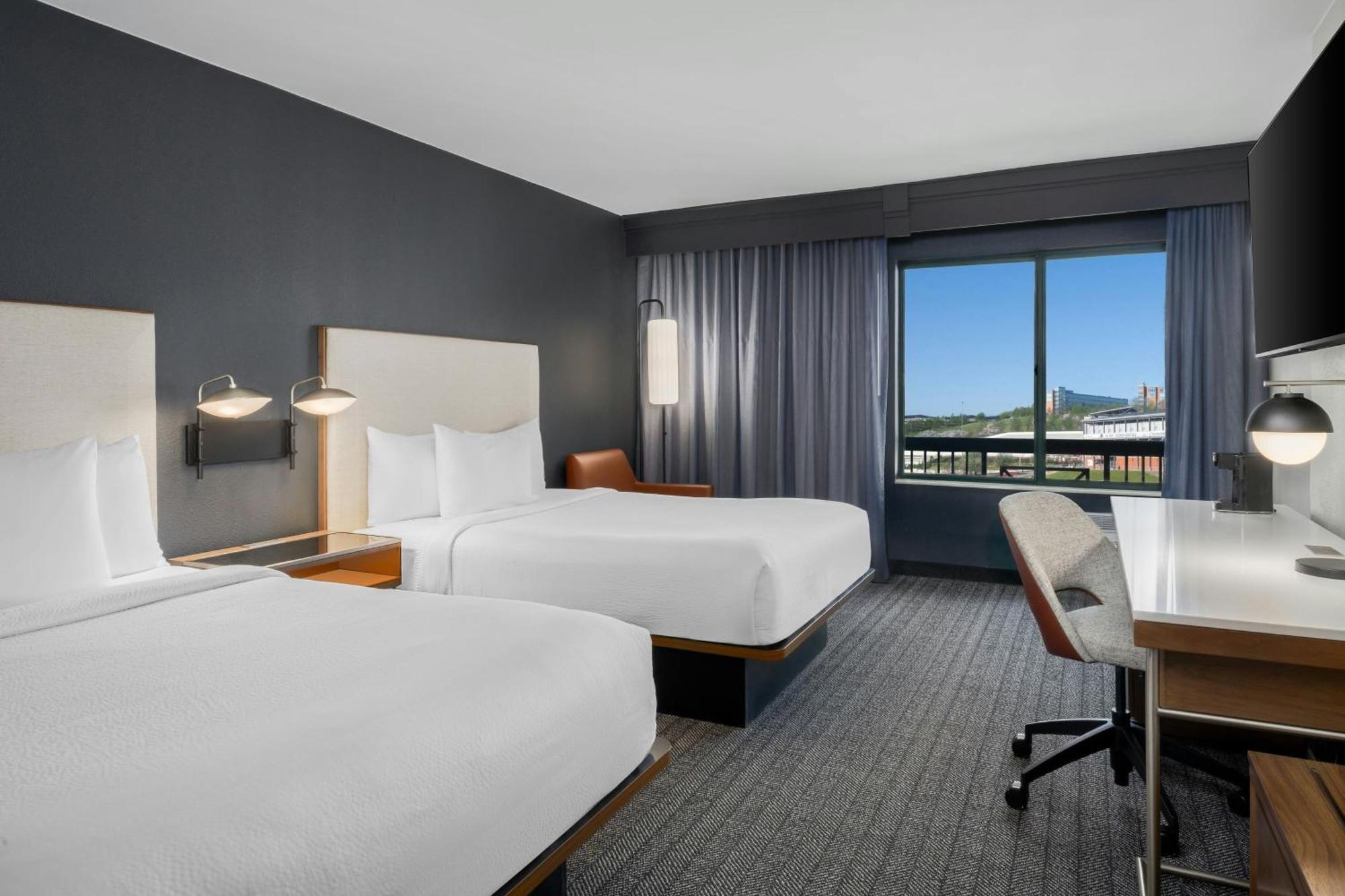 Courtyard By Marriott Chattanooga Downtown Екстер'єр фото